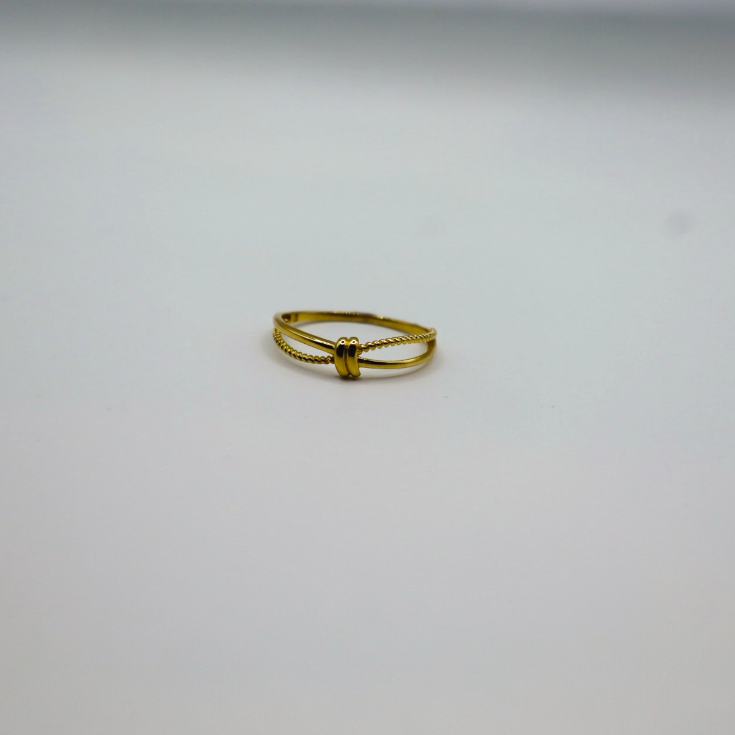 Love knot Ring 18k
