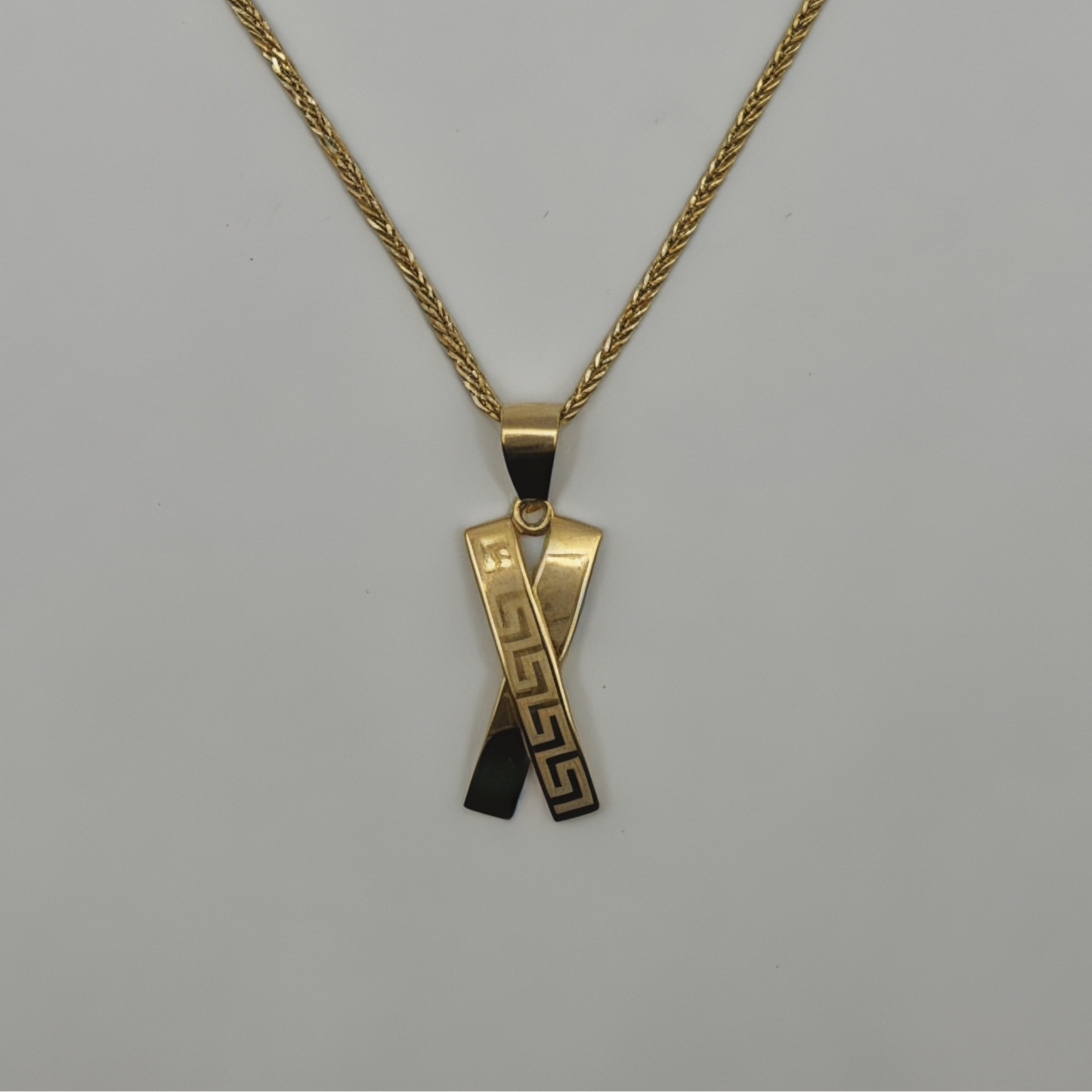 Greek Cross Pendant 18k