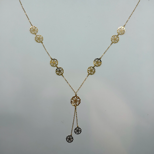 Flower shape necklace 18K